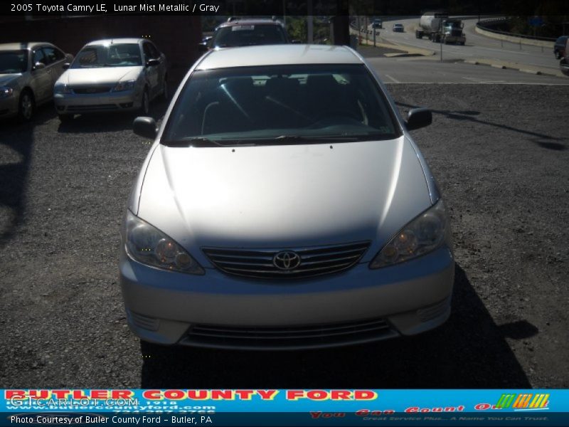 Lunar Mist Metallic / Gray 2005 Toyota Camry LE