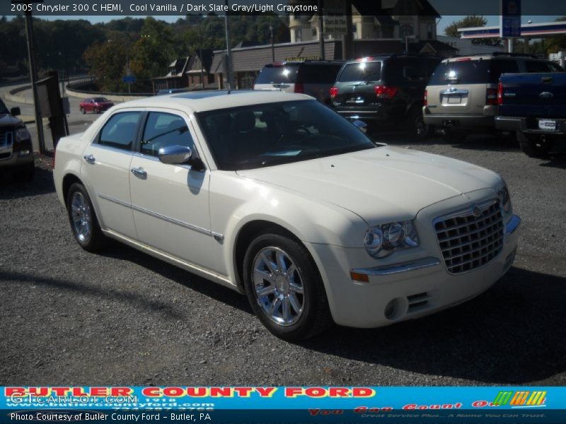 Cool Vanilla / Dark Slate Gray/Light Graystone 2005 Chrysler 300 C HEMI