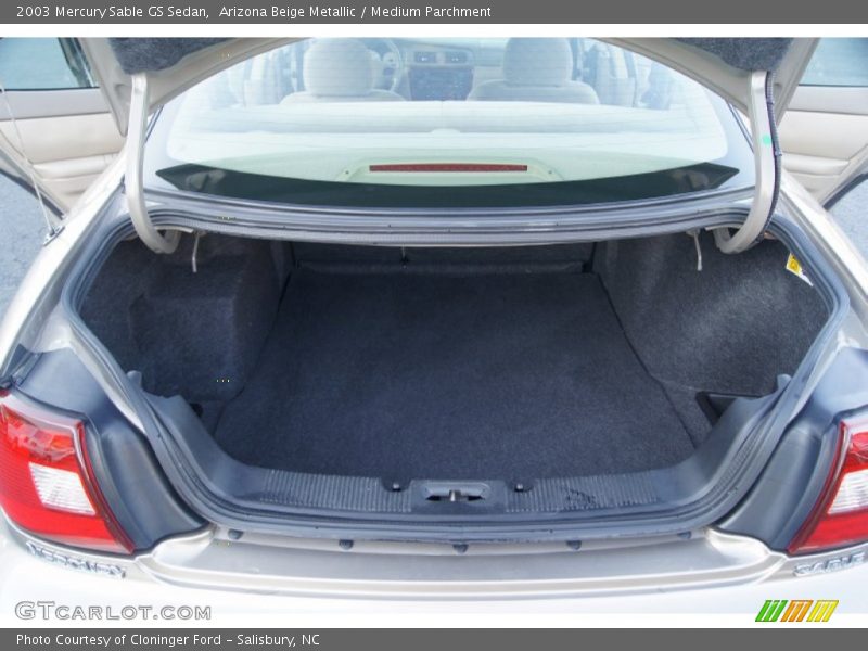  2003 Sable GS Sedan Trunk