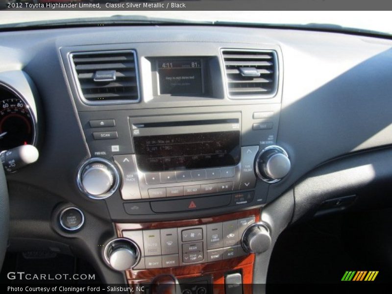 Classic Silver Metallic / Black 2012 Toyota Highlander Limited