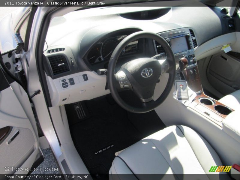 Classic Silver Metallic / Light Gray 2011 Toyota Venza I4
