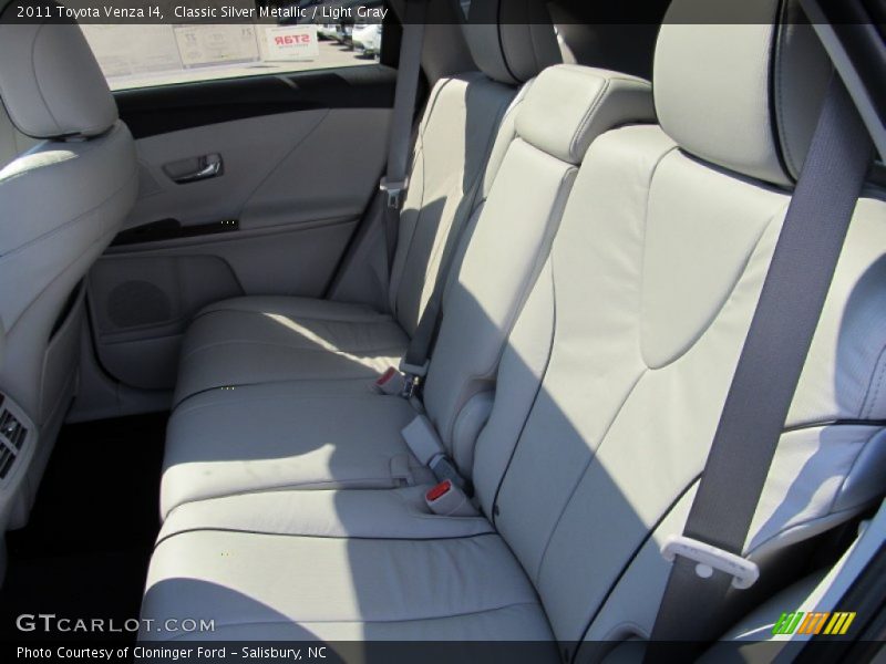 Classic Silver Metallic / Light Gray 2011 Toyota Venza I4