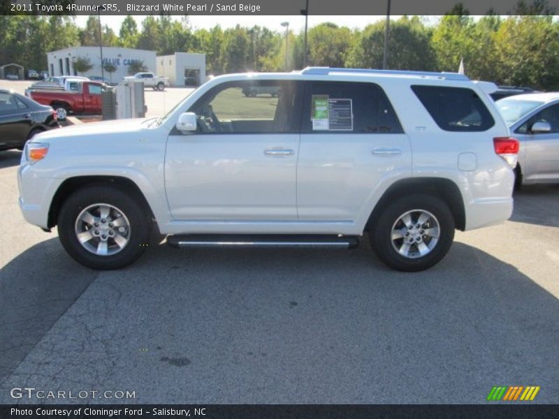 Blizzard White Pearl / Sand Beige 2011 Toyota 4Runner SR5