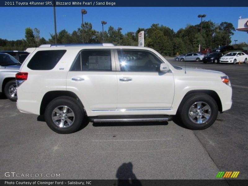 Blizzard White Pearl / Sand Beige 2011 Toyota 4Runner SR5