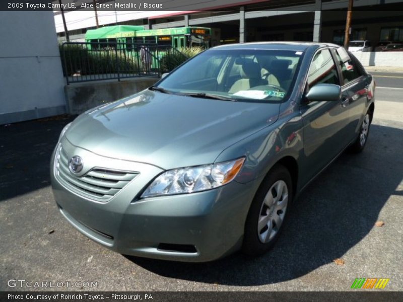 Aloe Green Metallic / Bisque 2009 Toyota Camry LE