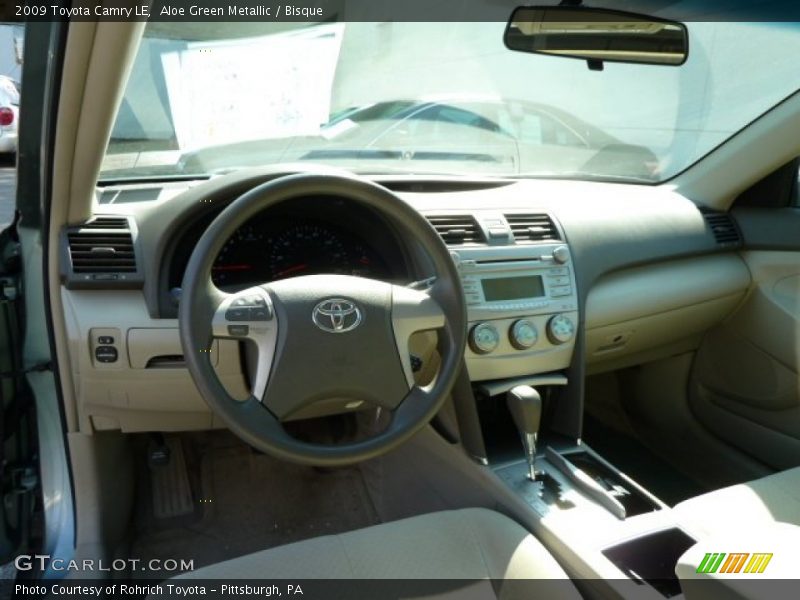 Aloe Green Metallic / Bisque 2009 Toyota Camry LE