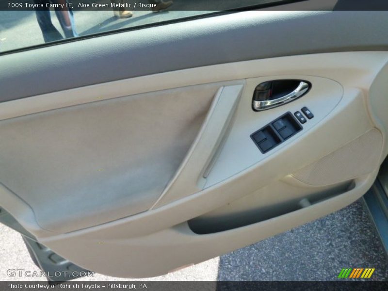 Aloe Green Metallic / Bisque 2009 Toyota Camry LE