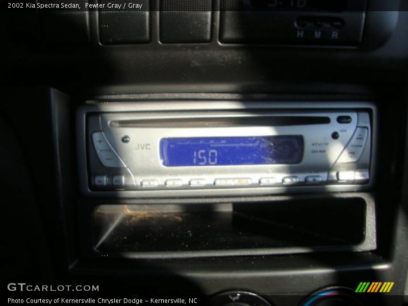 Pewter Gray / Gray 2002 Kia Spectra Sedan