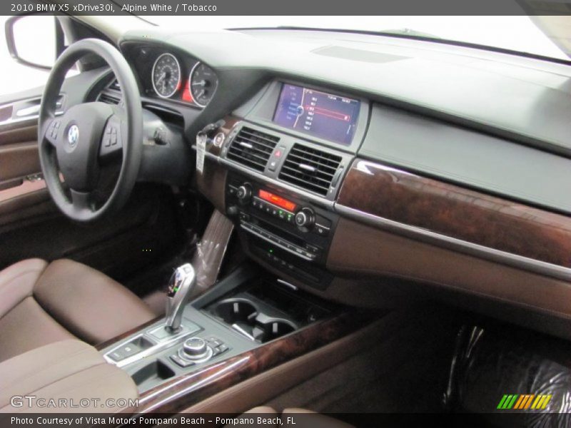 Alpine White / Tobacco 2010 BMW X5 xDrive30i