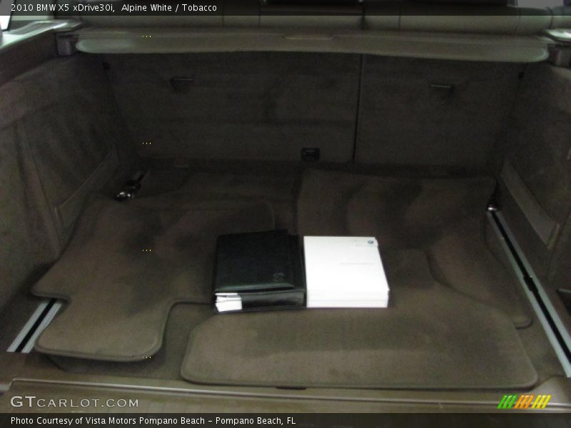 Alpine White / Tobacco 2010 BMW X5 xDrive30i