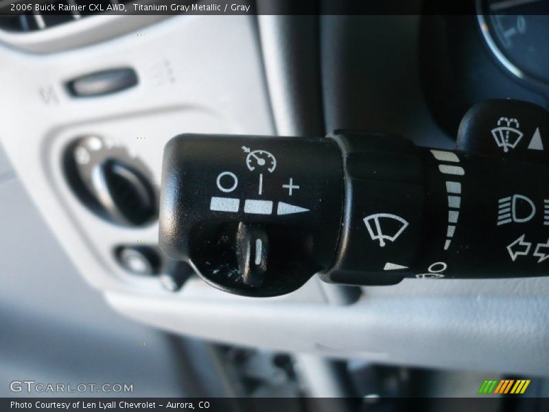 Titanium Gray Metallic / Gray 2006 Buick Rainier CXL AWD