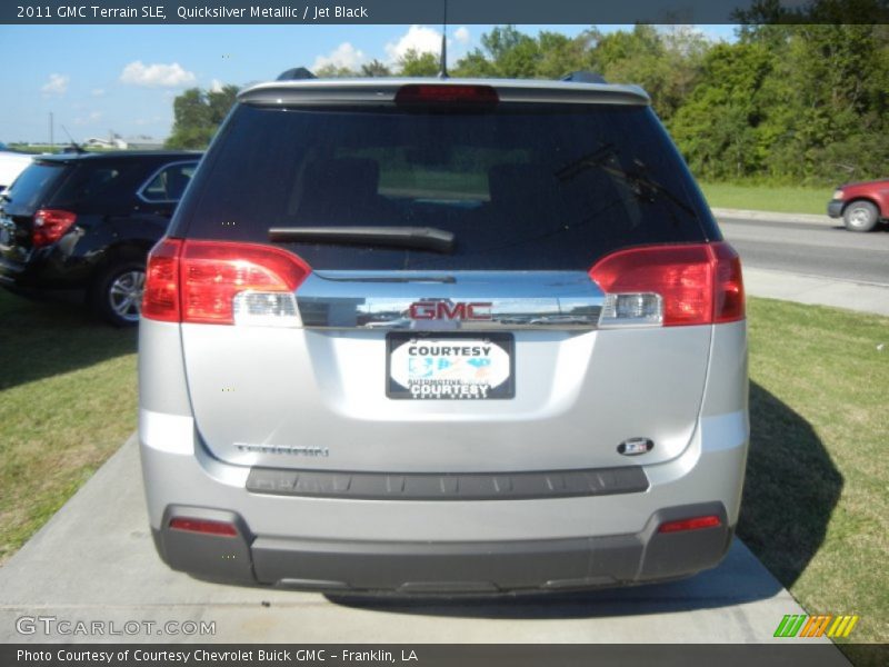 Quicksilver Metallic / Jet Black 2011 GMC Terrain SLE