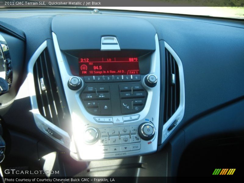 Quicksilver Metallic / Jet Black 2011 GMC Terrain SLE