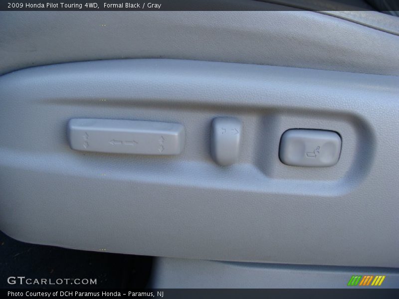 Formal Black / Gray 2009 Honda Pilot Touring 4WD