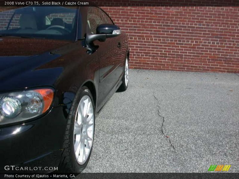 Solid Black / Calcite Cream 2008 Volvo C70 T5