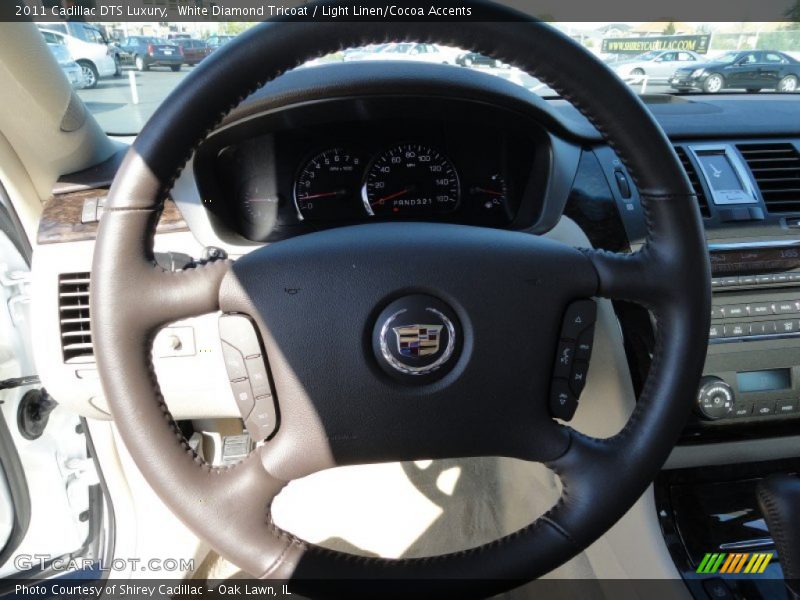 White Diamond Tricoat / Light Linen/Cocoa Accents 2011 Cadillac DTS Luxury