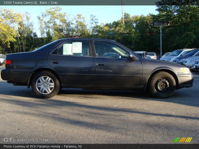Black / Gray 2000 Toyota Camry LE