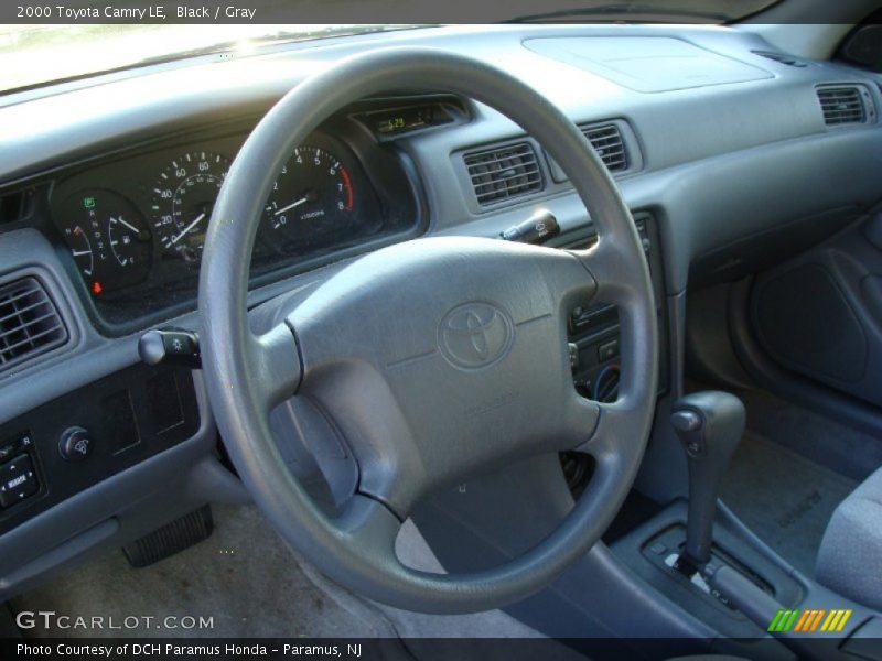 Black / Gray 2000 Toyota Camry LE