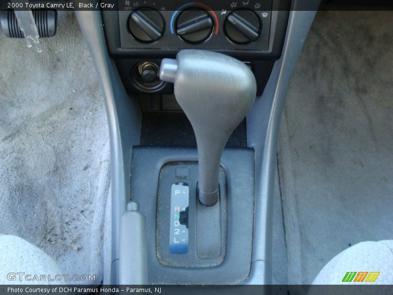 Black / Gray 2000 Toyota Camry LE