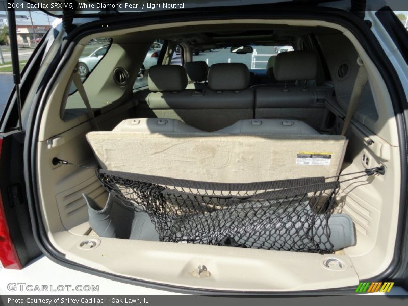White Diamond Pearl / Light Neutral 2004 Cadillac SRX V6