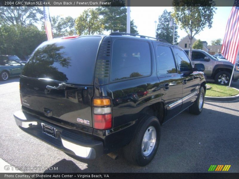 Onyx Black / Pewter/Dark Pewter 2004 GMC Yukon SLE 4x4