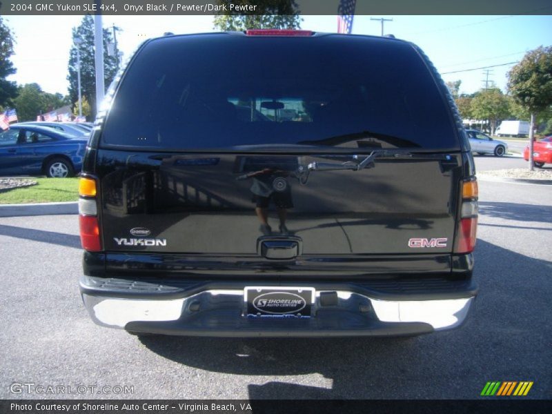 Onyx Black / Pewter/Dark Pewter 2004 GMC Yukon SLE 4x4