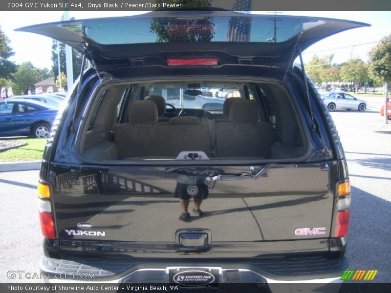 Onyx Black / Pewter/Dark Pewter 2004 GMC Yukon SLE 4x4