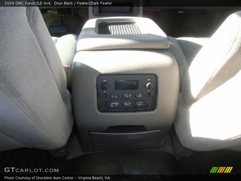 Onyx Black / Pewter/Dark Pewter 2004 GMC Yukon SLE 4x4