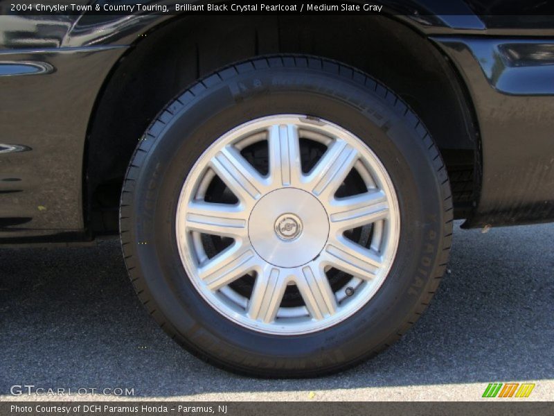 Brilliant Black Crystal Pearlcoat / Medium Slate Gray 2004 Chrysler Town & Country Touring