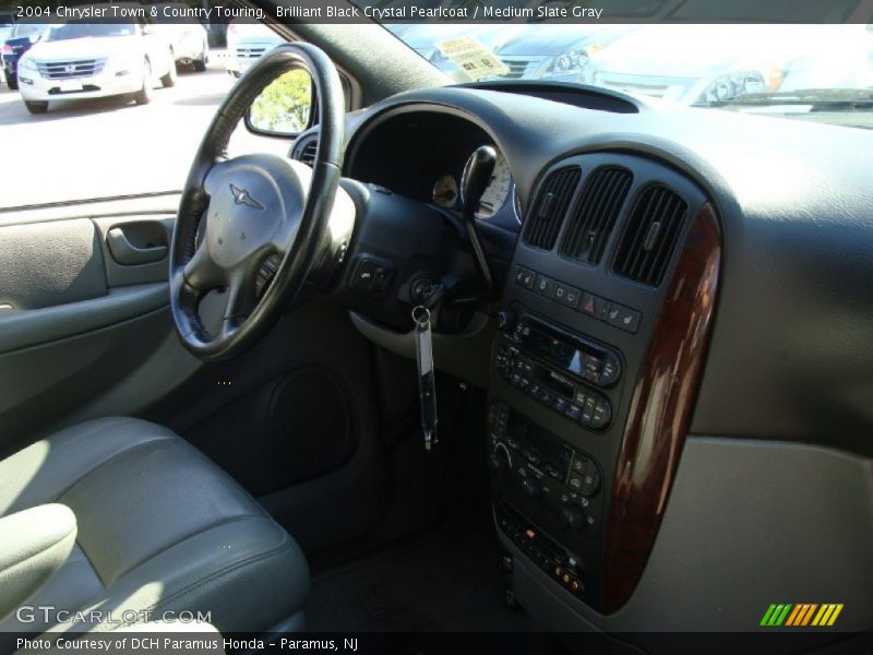 Brilliant Black Crystal Pearlcoat / Medium Slate Gray 2004 Chrysler Town & Country Touring