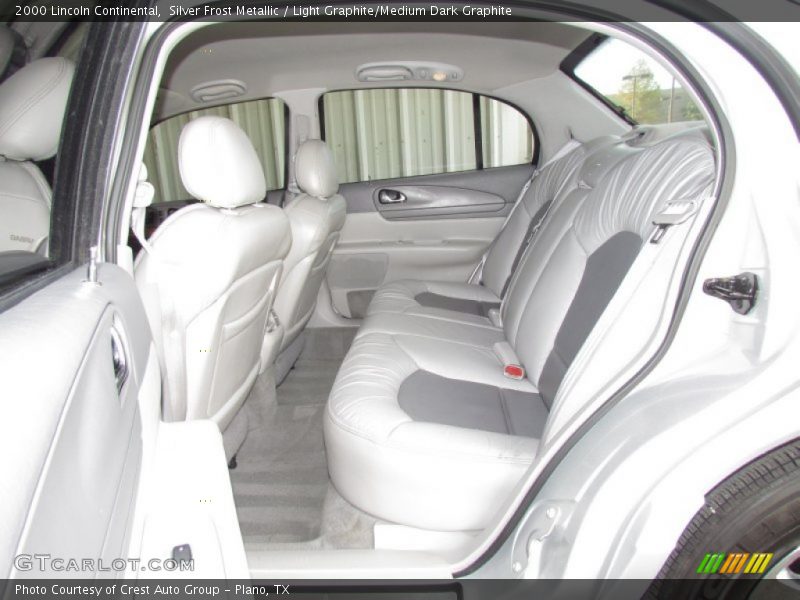 Silver Frost Metallic / Light Graphite/Medium Dark Graphite 2000 Lincoln Continental