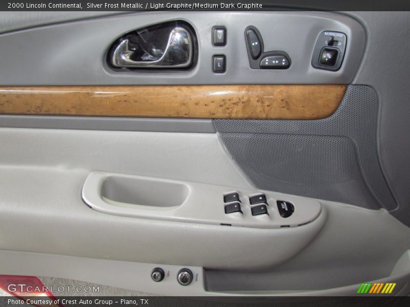 Silver Frost Metallic / Light Graphite/Medium Dark Graphite 2000 Lincoln Continental
