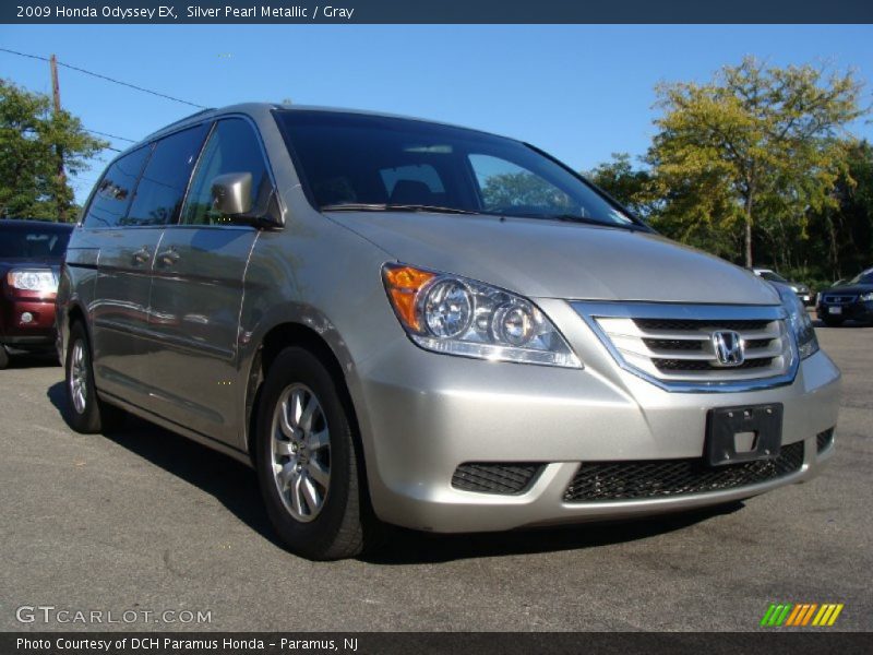 Silver Pearl Metallic / Gray 2009 Honda Odyssey EX