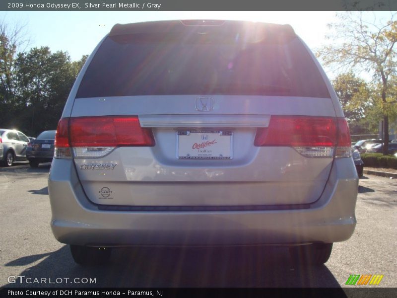Silver Pearl Metallic / Gray 2009 Honda Odyssey EX