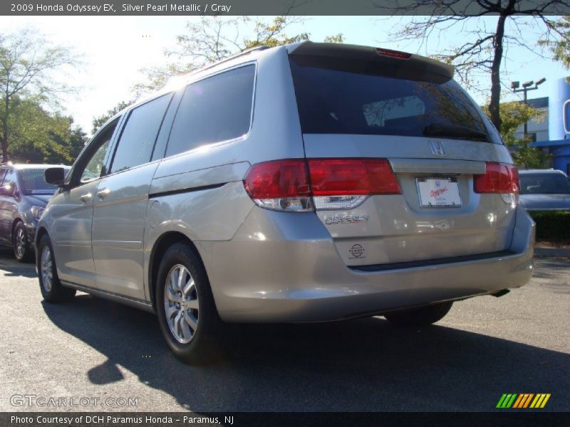 Silver Pearl Metallic / Gray 2009 Honda Odyssey EX