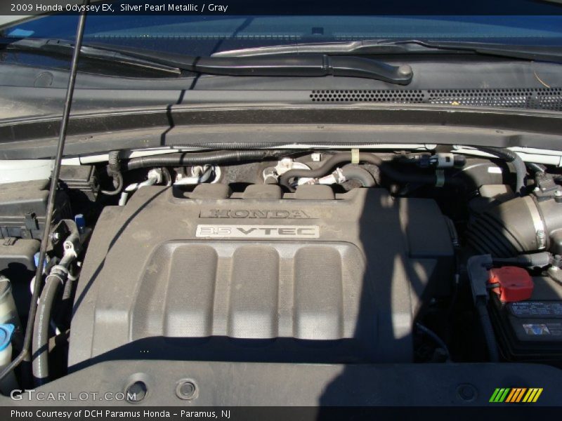 Silver Pearl Metallic / Gray 2009 Honda Odyssey EX