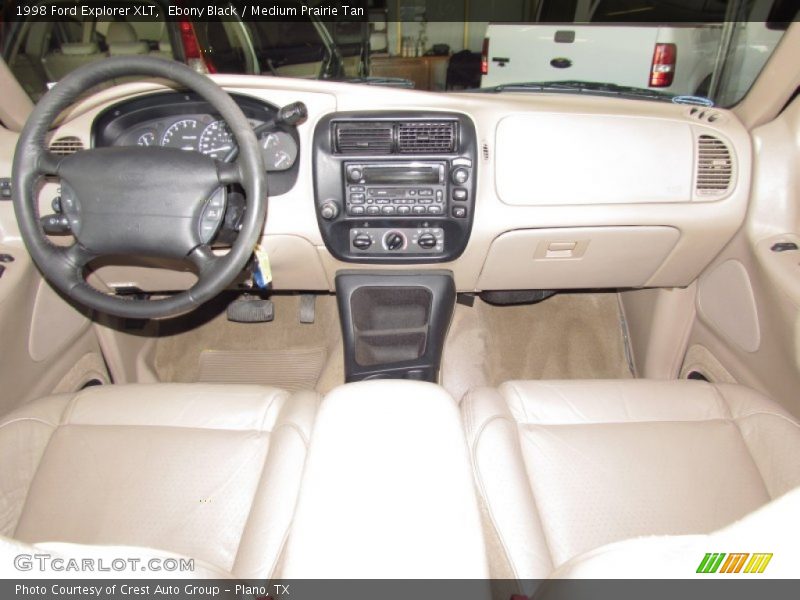 Dashboard of 1998 Explorer XLT