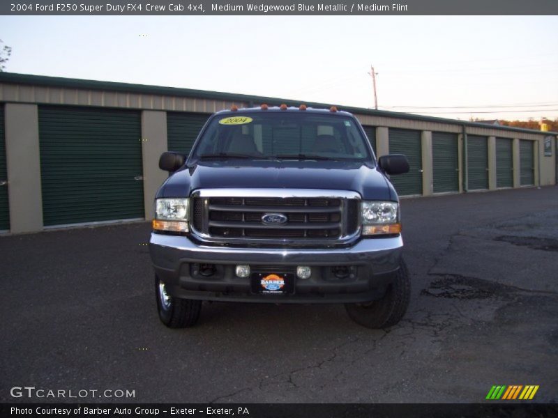 Medium Wedgewood Blue Metallic / Medium Flint 2004 Ford F250 Super Duty FX4 Crew Cab 4x4