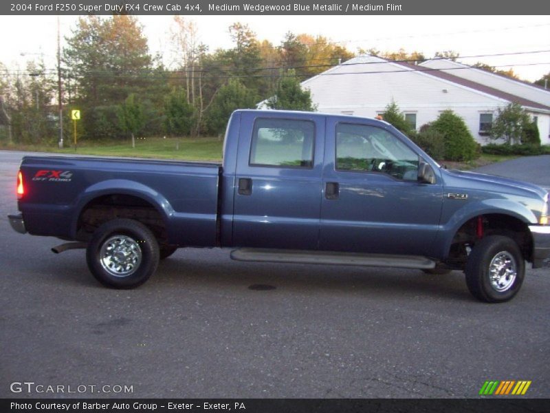 Medium Wedgewood Blue Metallic / Medium Flint 2004 Ford F250 Super Duty FX4 Crew Cab 4x4