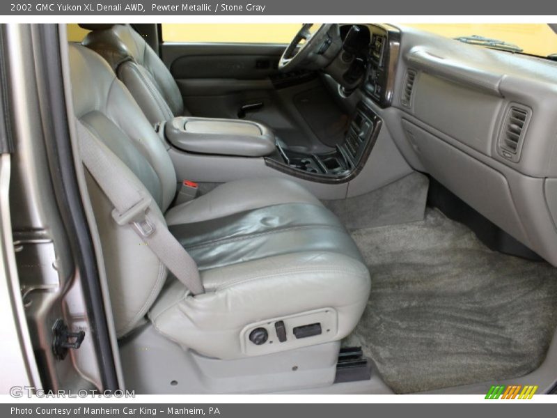 Pewter Metallic / Stone Gray 2002 GMC Yukon XL Denali AWD