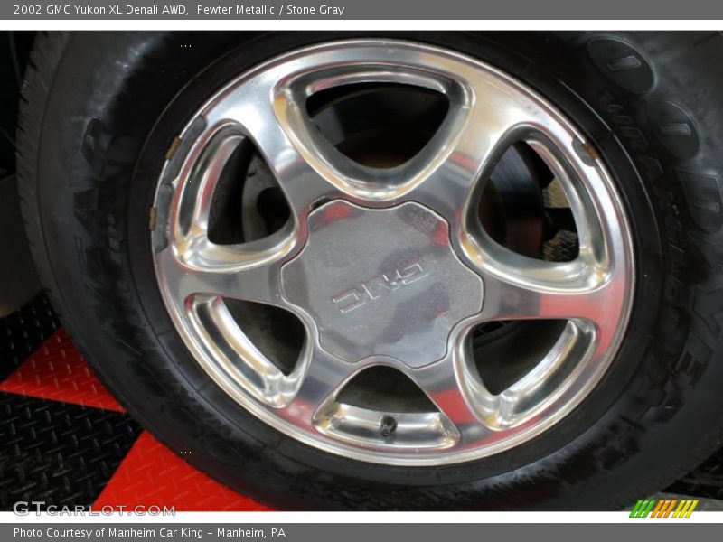 Pewter Metallic / Stone Gray 2002 GMC Yukon XL Denali AWD