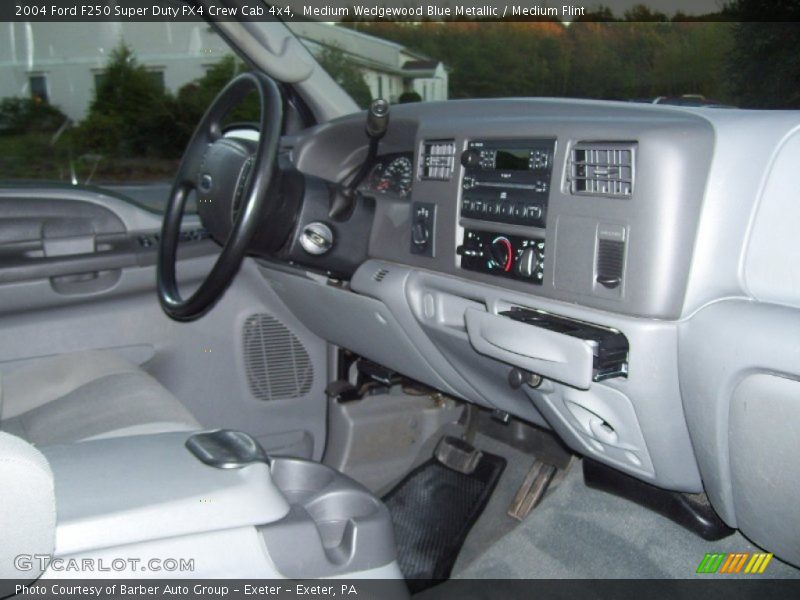 Medium Wedgewood Blue Metallic / Medium Flint 2004 Ford F250 Super Duty FX4 Crew Cab 4x4