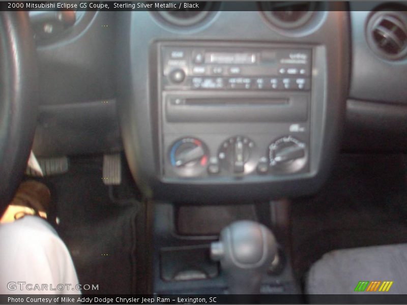 Sterling Silver Metallic / Black 2000 Mitsubishi Eclipse GS Coupe
