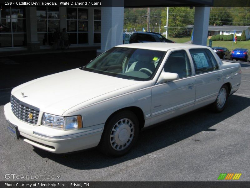 White Diamond / Camel 1997 Cadillac DeVille Sedan