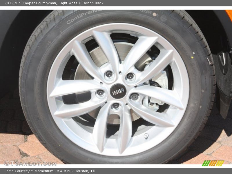 Light White / Carbon Black 2012 Mini Cooper Countryman