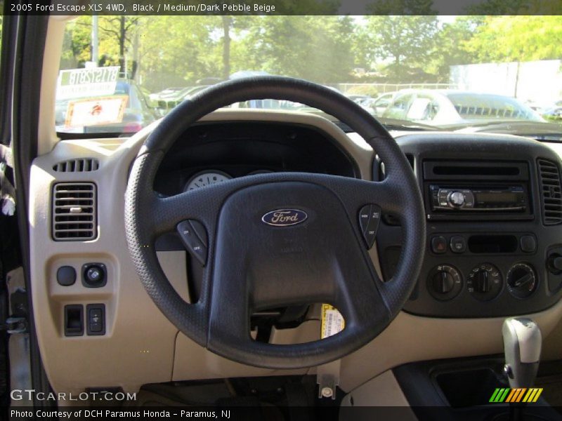 Black / Medium/Dark Pebble Beige 2005 Ford Escape XLS 4WD