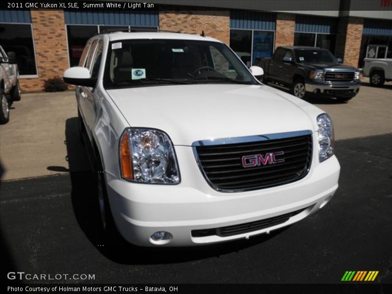 Summit White / Light Tan 2011 GMC Yukon XL SLE
