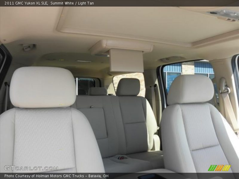 Summit White / Light Tan 2011 GMC Yukon XL SLE