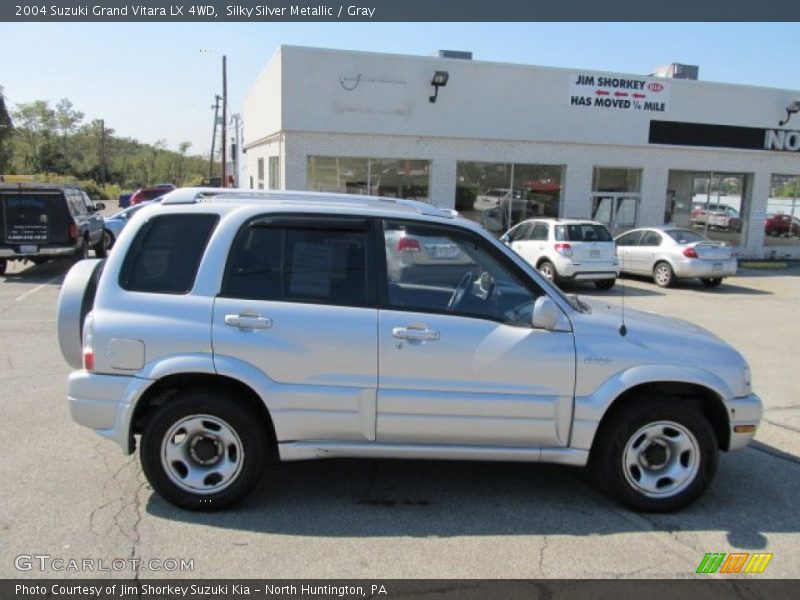 Silky Silver Metallic / Gray 2004 Suzuki Grand Vitara LX 4WD