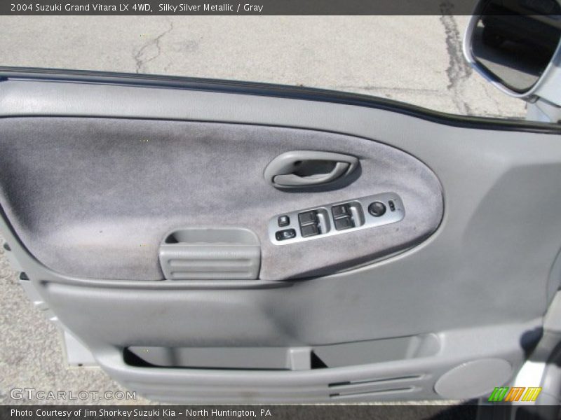 Silky Silver Metallic / Gray 2004 Suzuki Grand Vitara LX 4WD